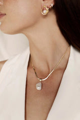 Baroque Pearl Pendant Necklace