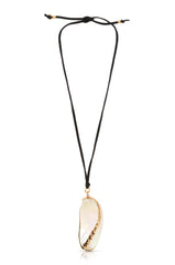 Iridescent Mussel Shell Pendant Necklace